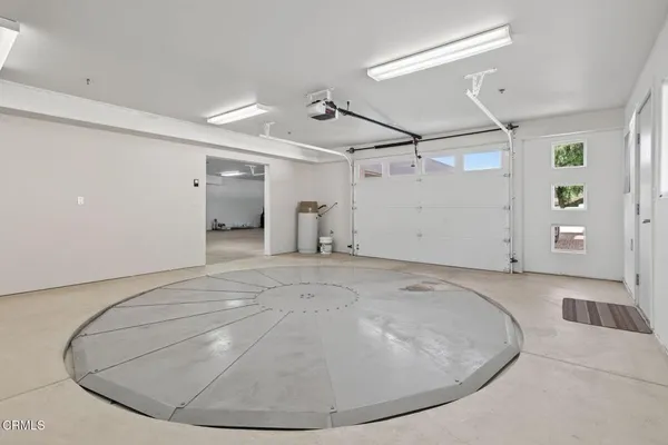 a view of a storage & utility room