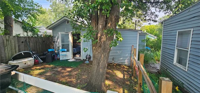 $165,000 | 139 North Cedar Avenue, Independence, MO 64053