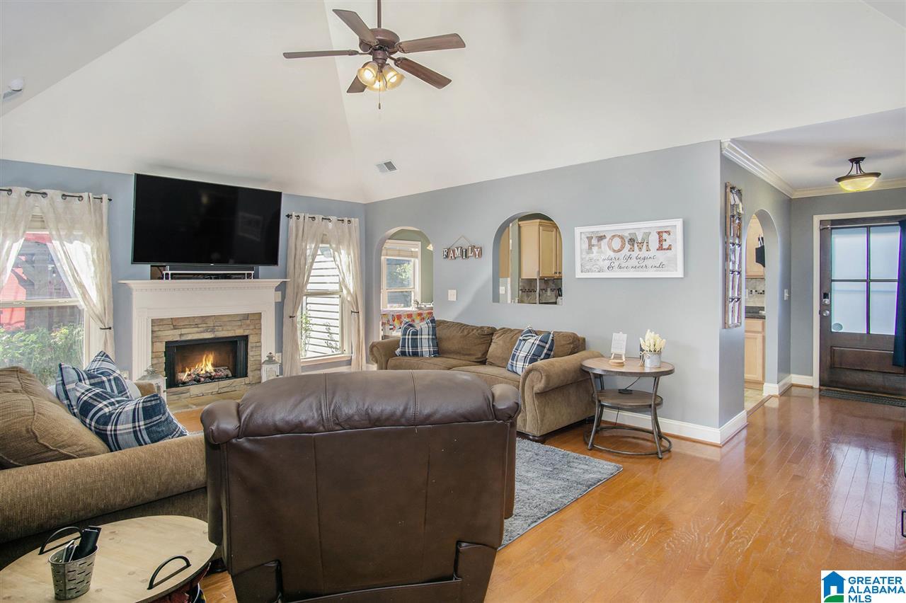 1029 Emerald Ridge Drive Calera, AL 35040 - Photo 12 of 32