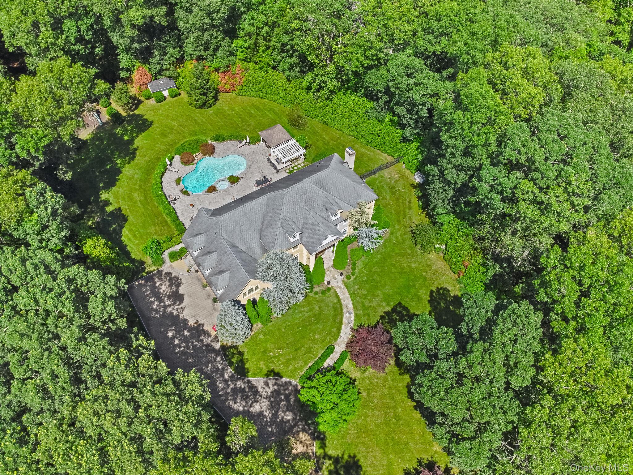4 Hageman Court Katonah, NY 10536 - Photo 44 of 47 a bird view of garden