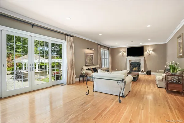 $2,495,000 | 4 Hageman Court, Katonah, NY 10536