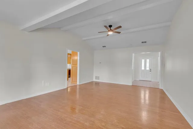 $424,900 | 12051 West Lake Drive, Murchison, TX 75778