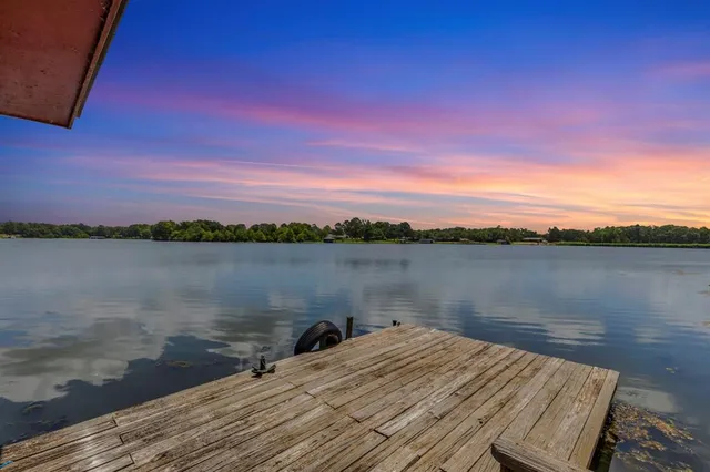 $424,900 | 12051 West Lake Drive, Murchison, TX 75778