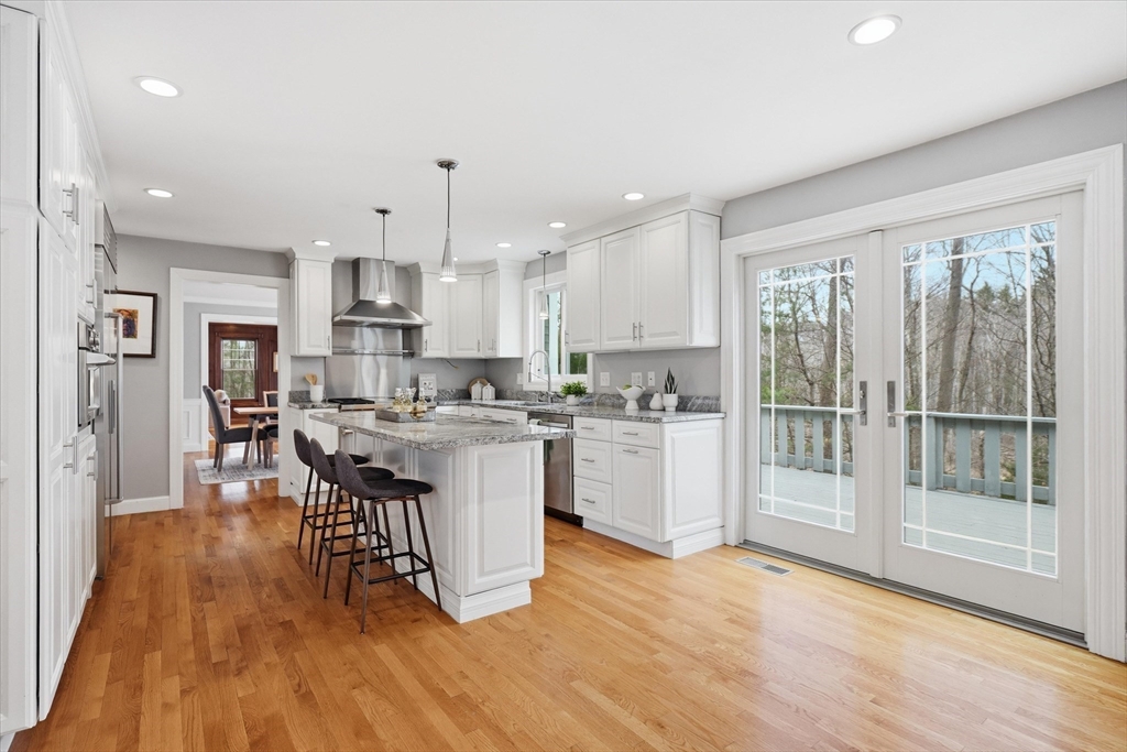 11 Alison Way Andover, MA 01810 - Photo 5 of 40