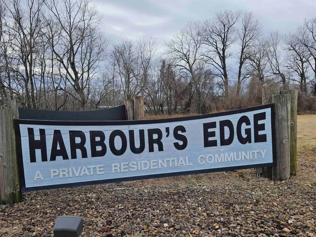 $99,500 | 618 Riverview Court, Evansville, IN 47713