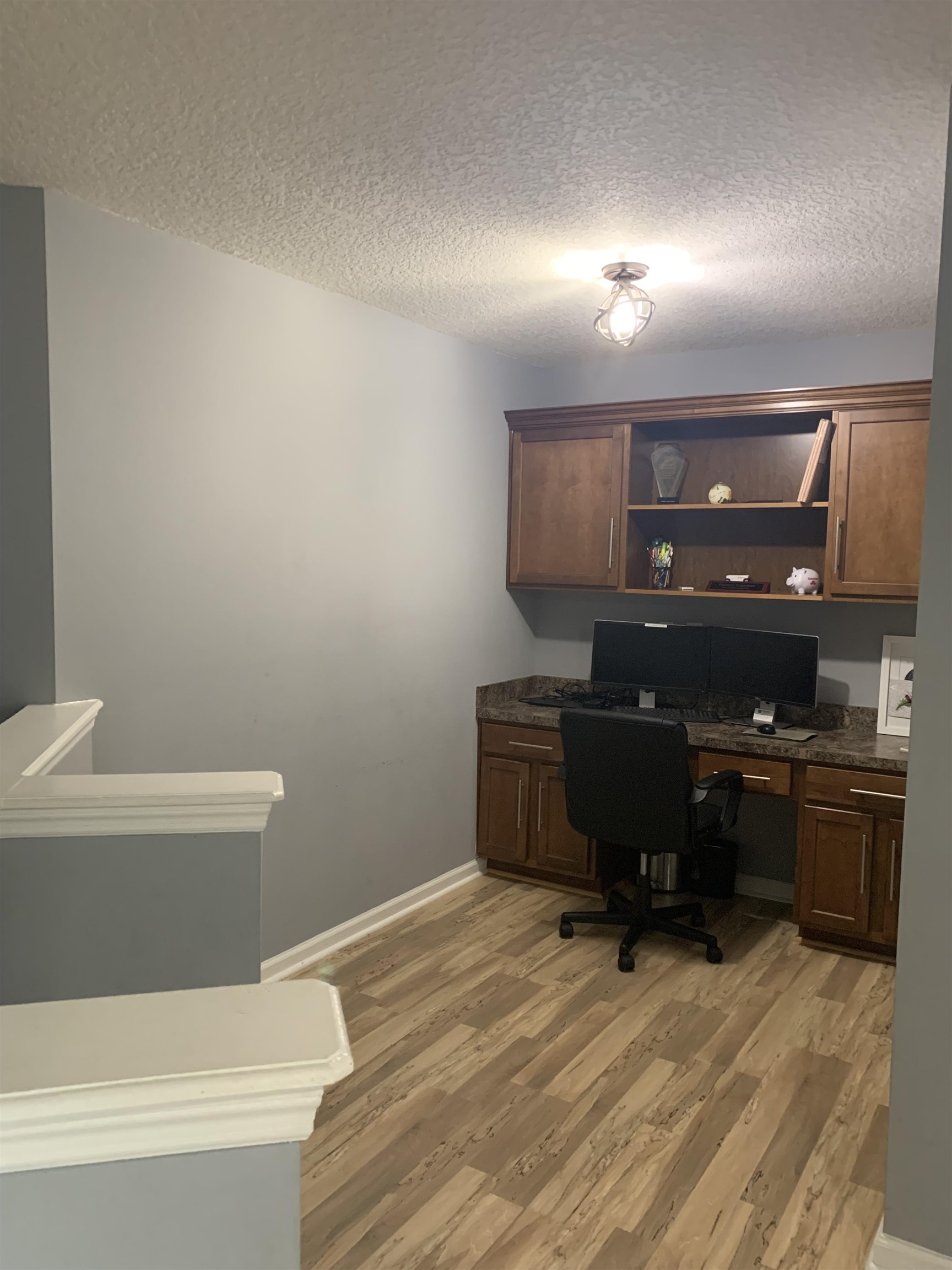 619 South Tree Garden Drive St. Augustine, FL 32086 - Photo 12 of 21 a workspace with furniture