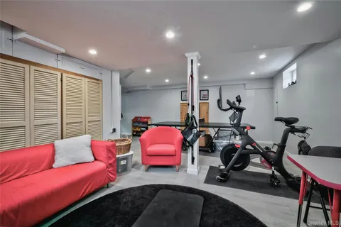 $995,000 | 28 Lindbergh Street, Locust Valley, NY 11560