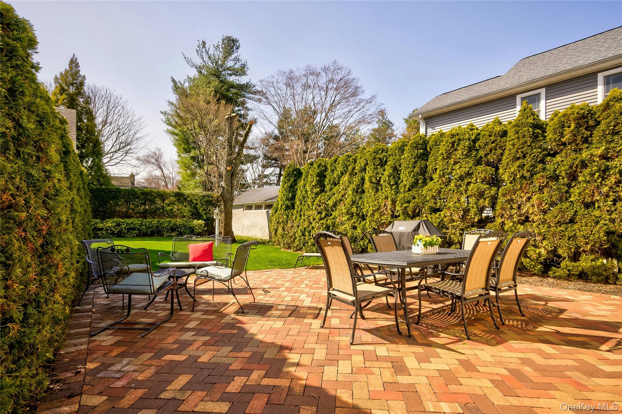 28 Lindbergh Street Locust Valley, NY 11560 - Photo 28 of 30 Back patio