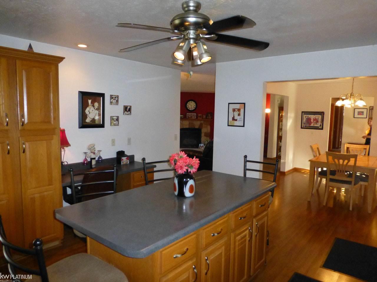 48971 Sugarbush Road Chesterfield, MI 48047 - Photo 6 of 36 Gallery Image 6