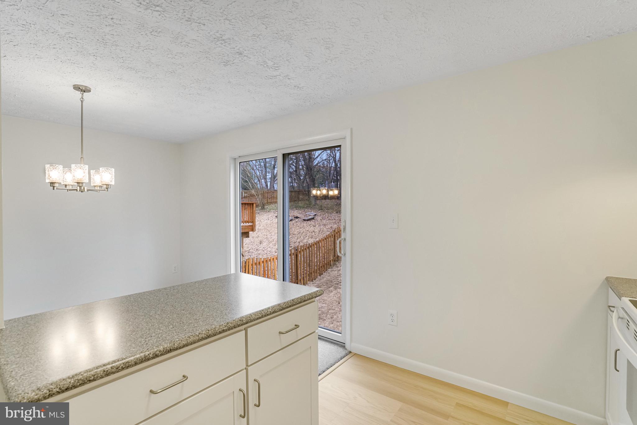 8288 Morning Dew Court Springfield, VA 22153 - Photo 14 of 33 Gallery Image 14