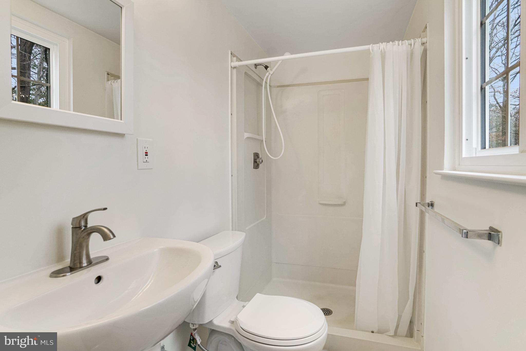 8288 Morning Dew Court Springfield, VA 22153 - Photo 18 of 33 Gallery Image 18