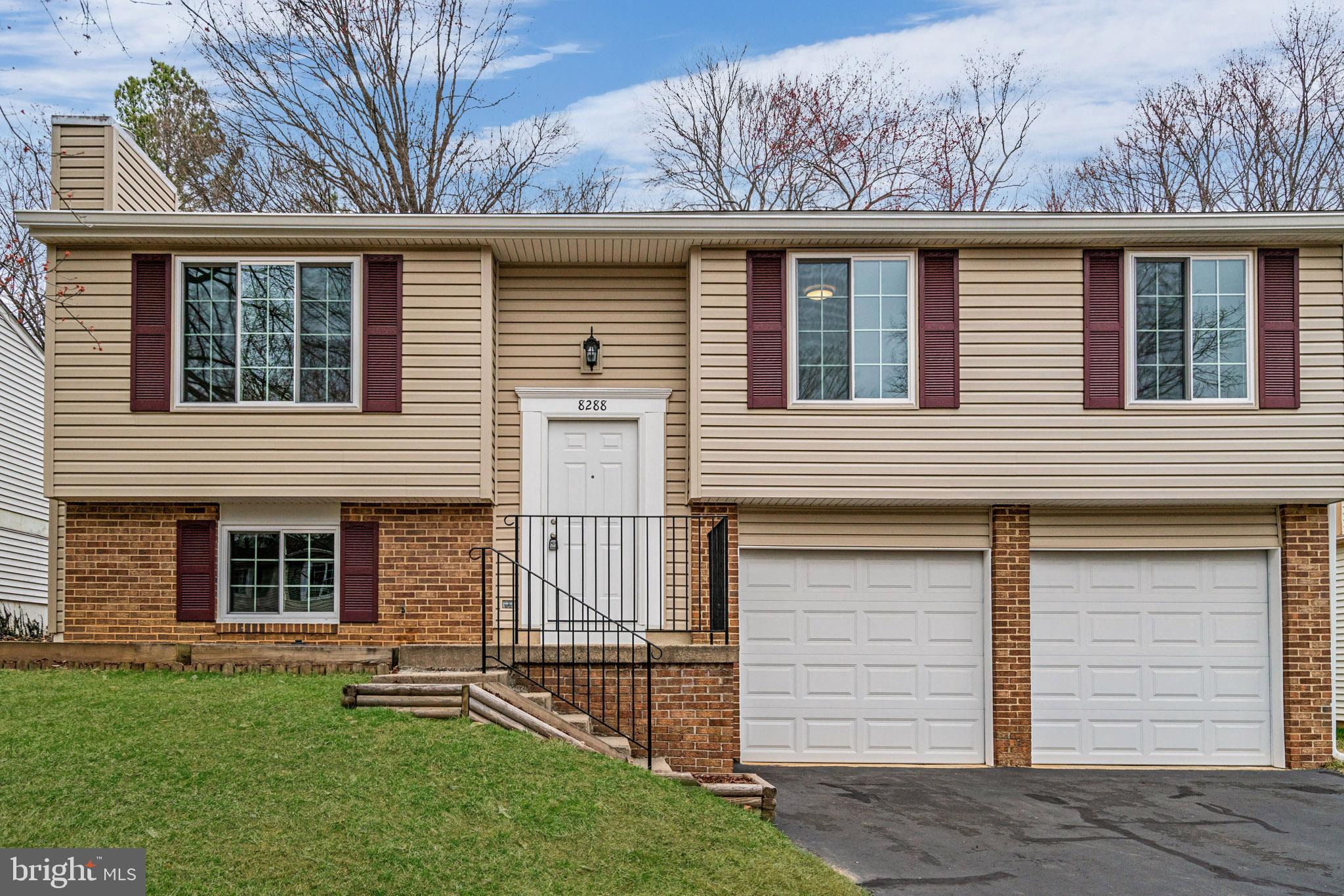 8288 Morning Dew Court Springfield, VA 22153 - Photo 3 of 33 Gallery Image 3
