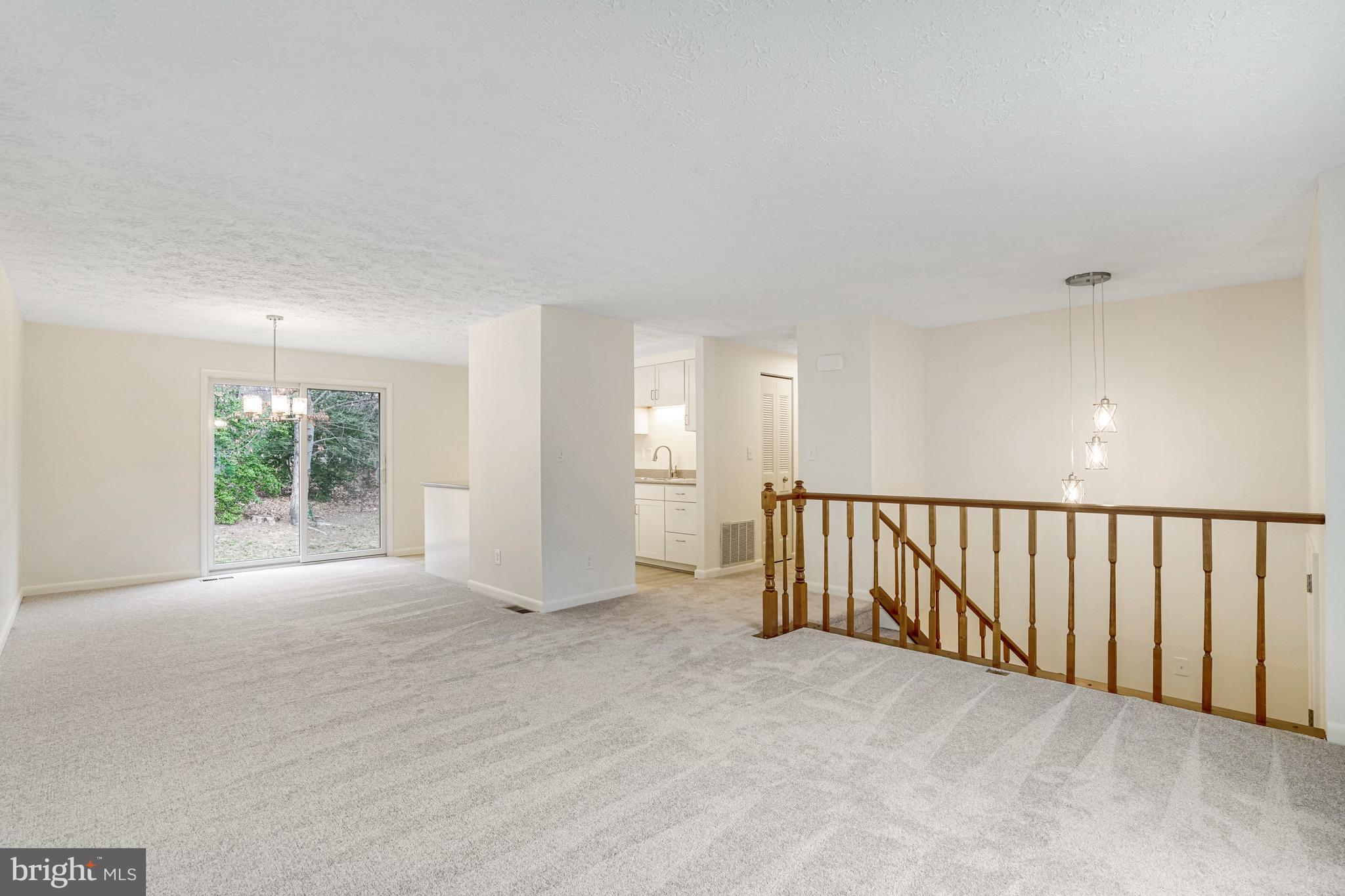 8288 Morning Dew Court Springfield, VA 22153 - Photo 6 of 33 Gallery Image 6