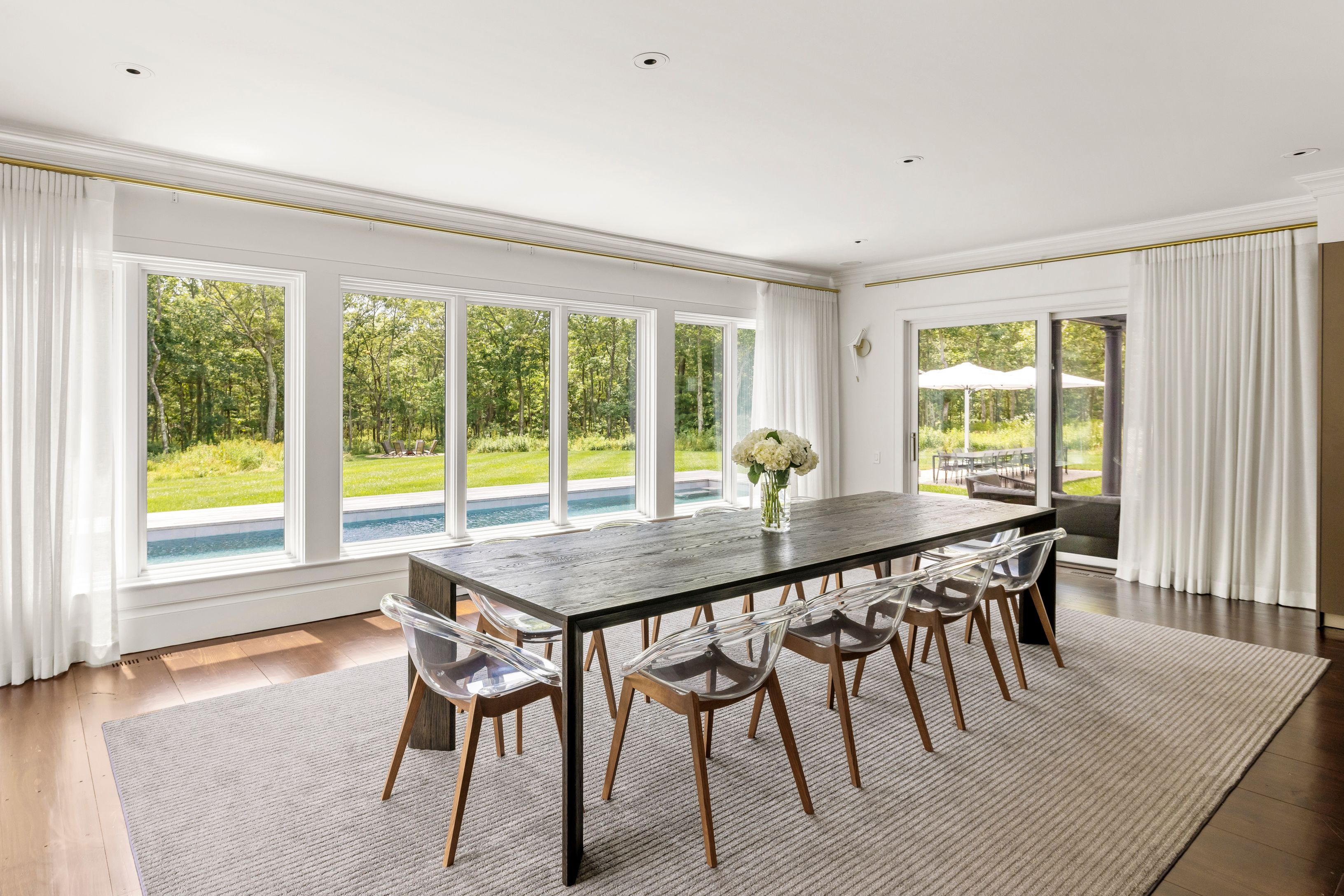 176 2 Holes Water Road East Hampton, NY 11937 - Photo 9 of 36