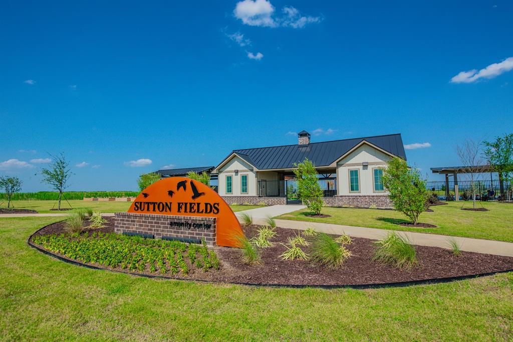 5008 Clotho Road Aubrey, TX 76227 - Photo 5 of 16 Gallery Image 5