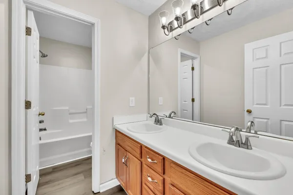 $1,395 | 1006 Bobcat Drive, Clarksville, TN 37042