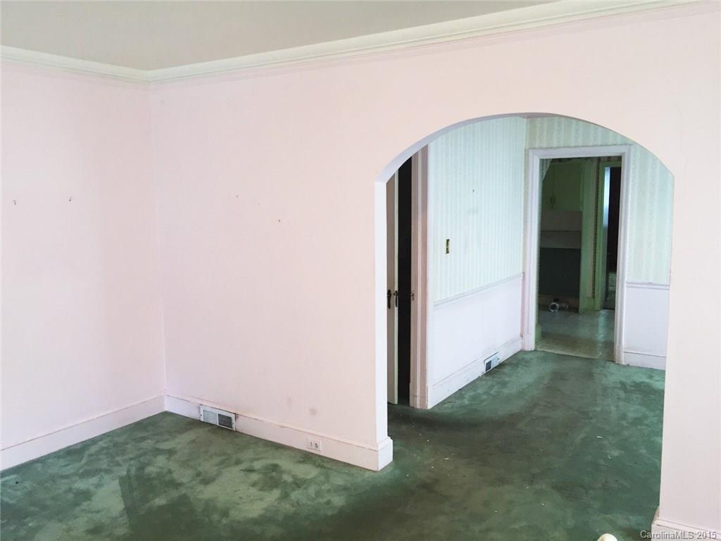 1214 Jackson Road Gastonia, NC 28052 - Photo 4 of 24 Gallery Image 4