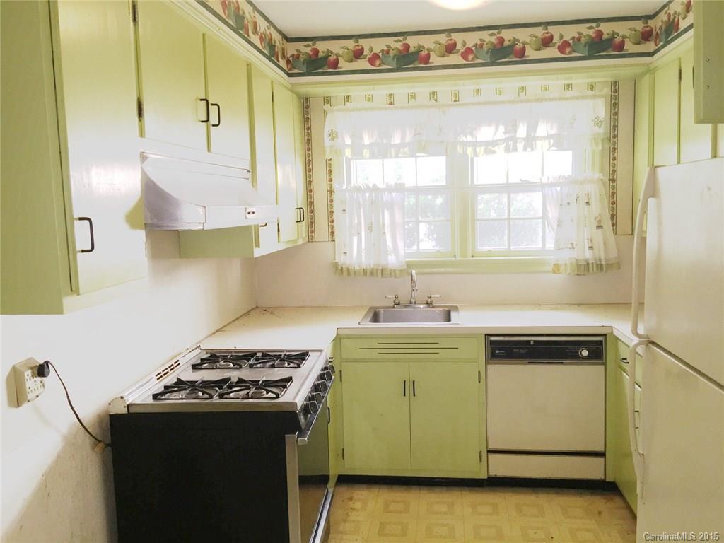 1214 Jackson Road Gastonia, NC 28052 - Photo 6 of 24 Gallery Image 6