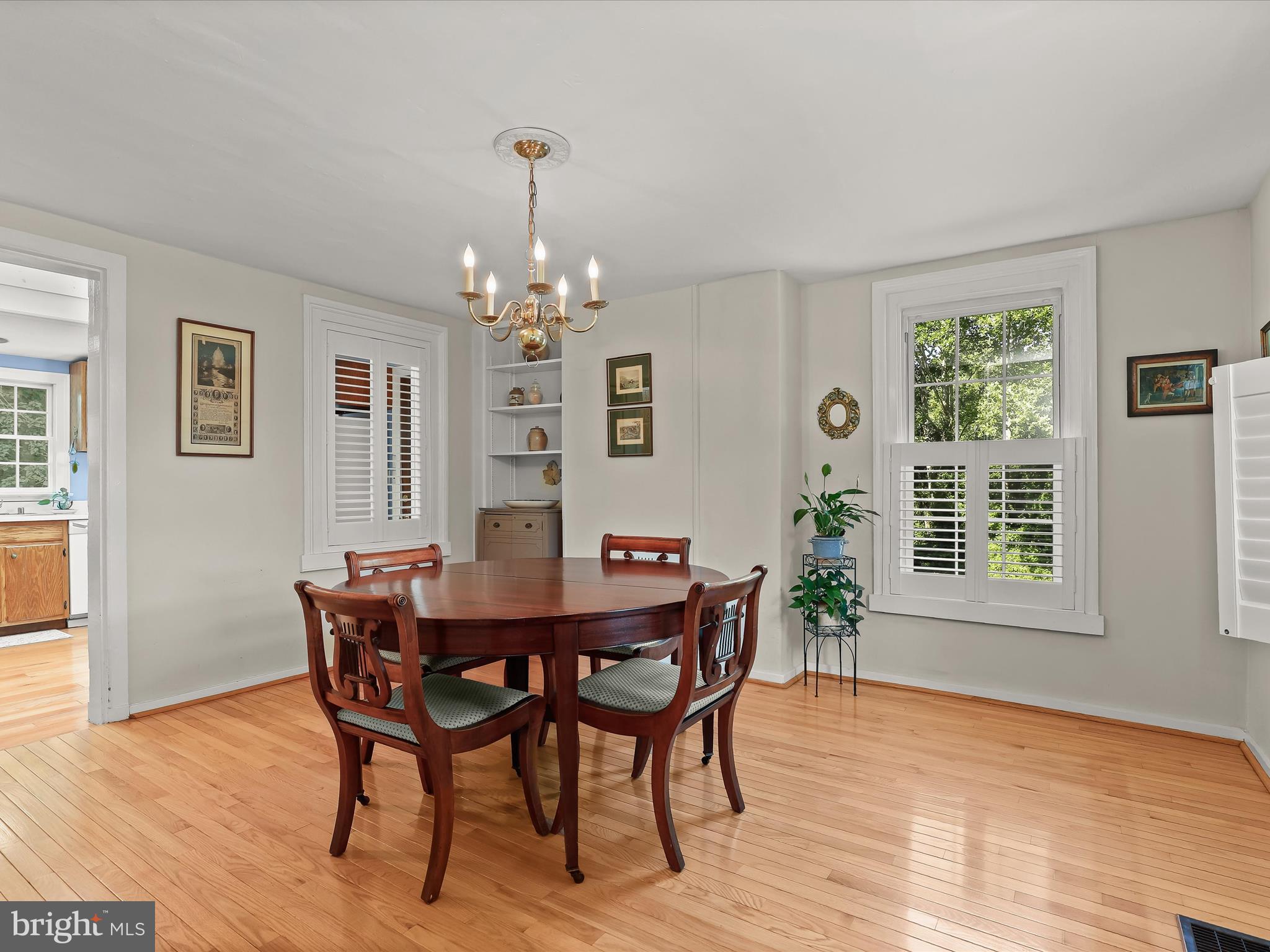 8008 Rider Avenue Towson, MD 21204 - Photo 10 of 43 Dining Room