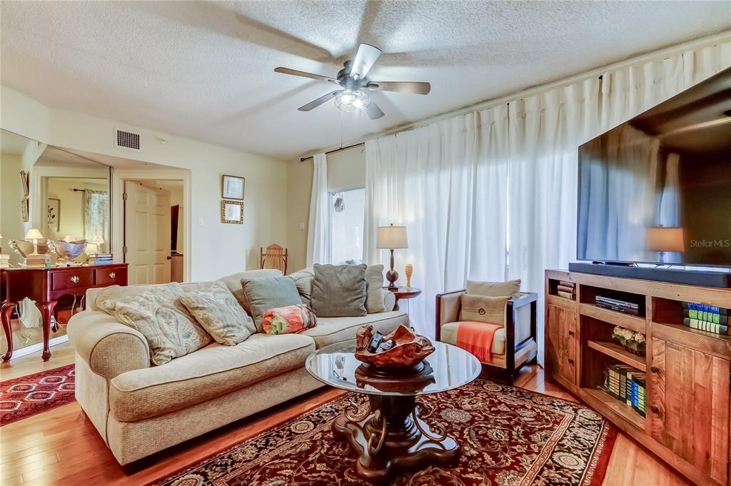 6205 Shoreline Drive, Unit 1304 Seminole, FL 33708 - Photo 23 of 57