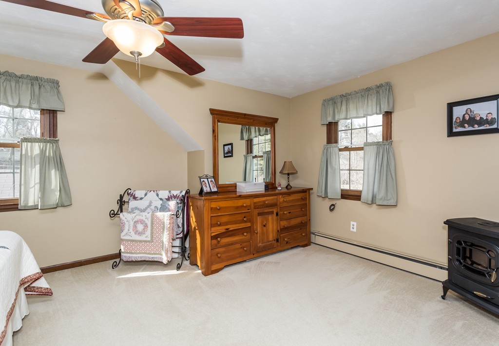 40 Dutchess Street Springfield, MA 01129 - Photo 25 of 30