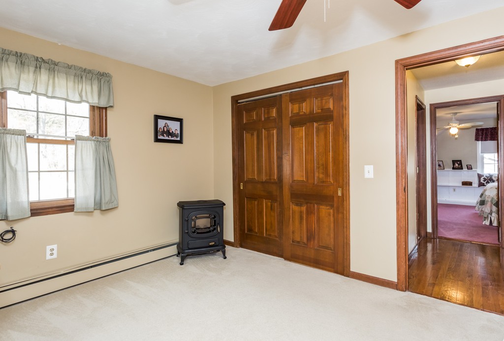 40 Dutchess Street Springfield, MA 01129 - Photo 27 of 30