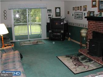 345 Clump Road Green Lane, PA 18054 - Photo 5 of 12 Living Room