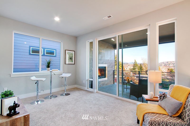 311 Stevens Avenue Southwest Renton, WA 98057 - Photo 12 of 25