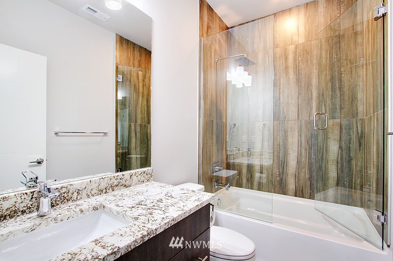 311 Stevens Avenue Southwest Renton, WA 98057 - Photo 20 of 25
