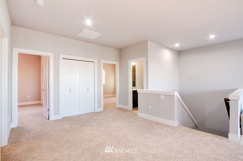 311 Stevens Avenue Southwest Renton, WA 98057 - Photo 21 of 25