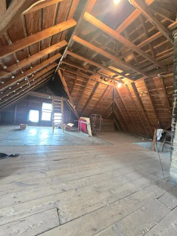 $205,000 | 425 West James Street, Columbus, WI 53925