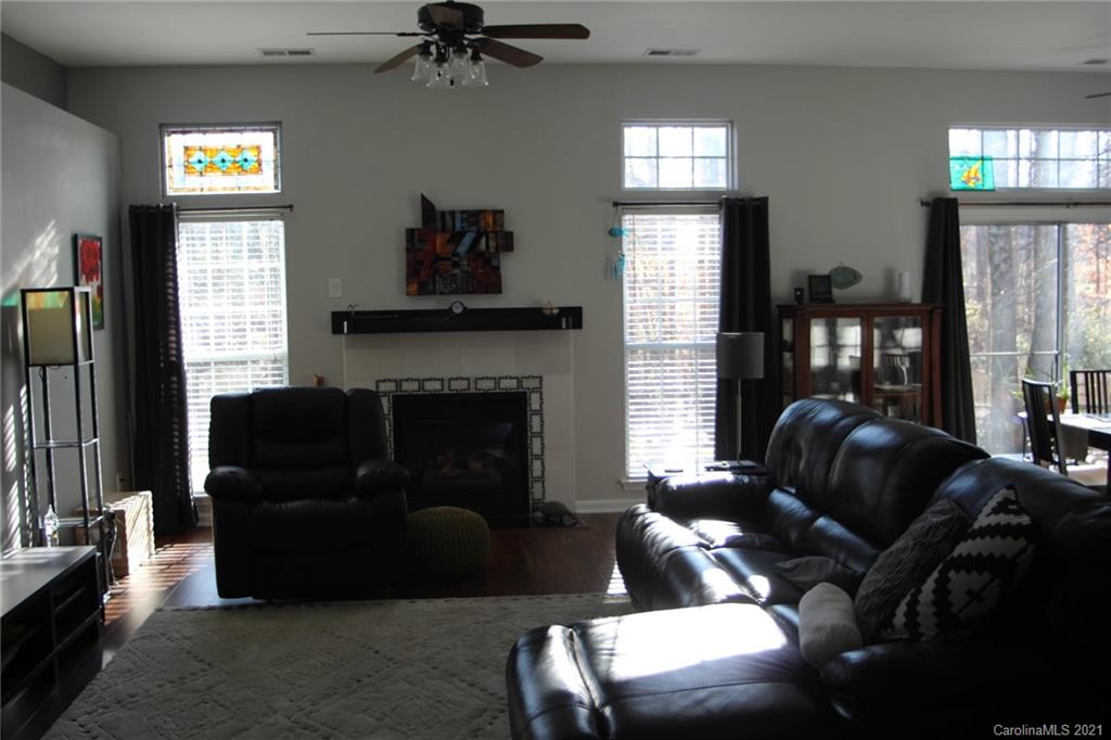 12616 Cardinal Point Road Charlotte, NC 28269 - Photo 2 of 20 Gallery Image 2