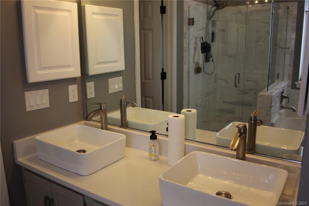 12616 Cardinal Point Road Charlotte, NC 28269 - Photo 15 of 20 Gallery Image 15