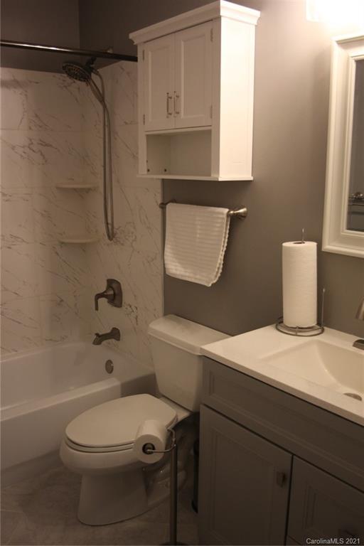 12616 Cardinal Point Road Charlotte, NC 28269 - Photo 18 of 20 Gallery Image 18