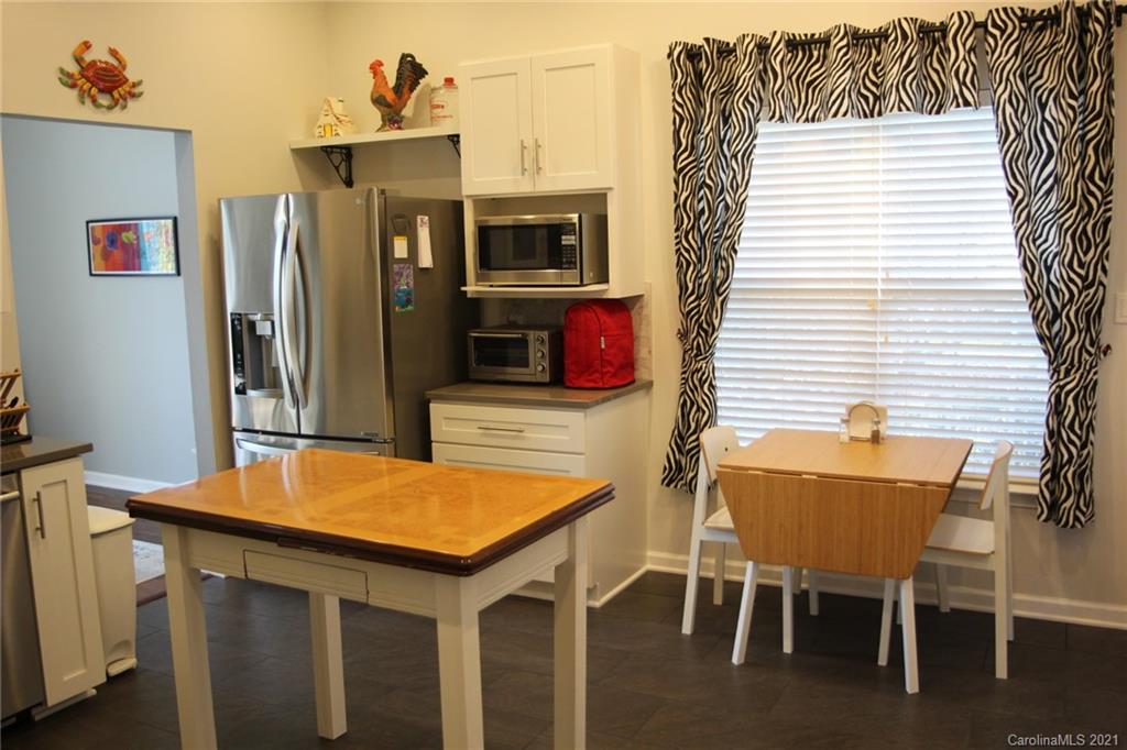 12616 Cardinal Point Road Charlotte, NC 28269 - Photo 7 of 20 Gallery Image 7