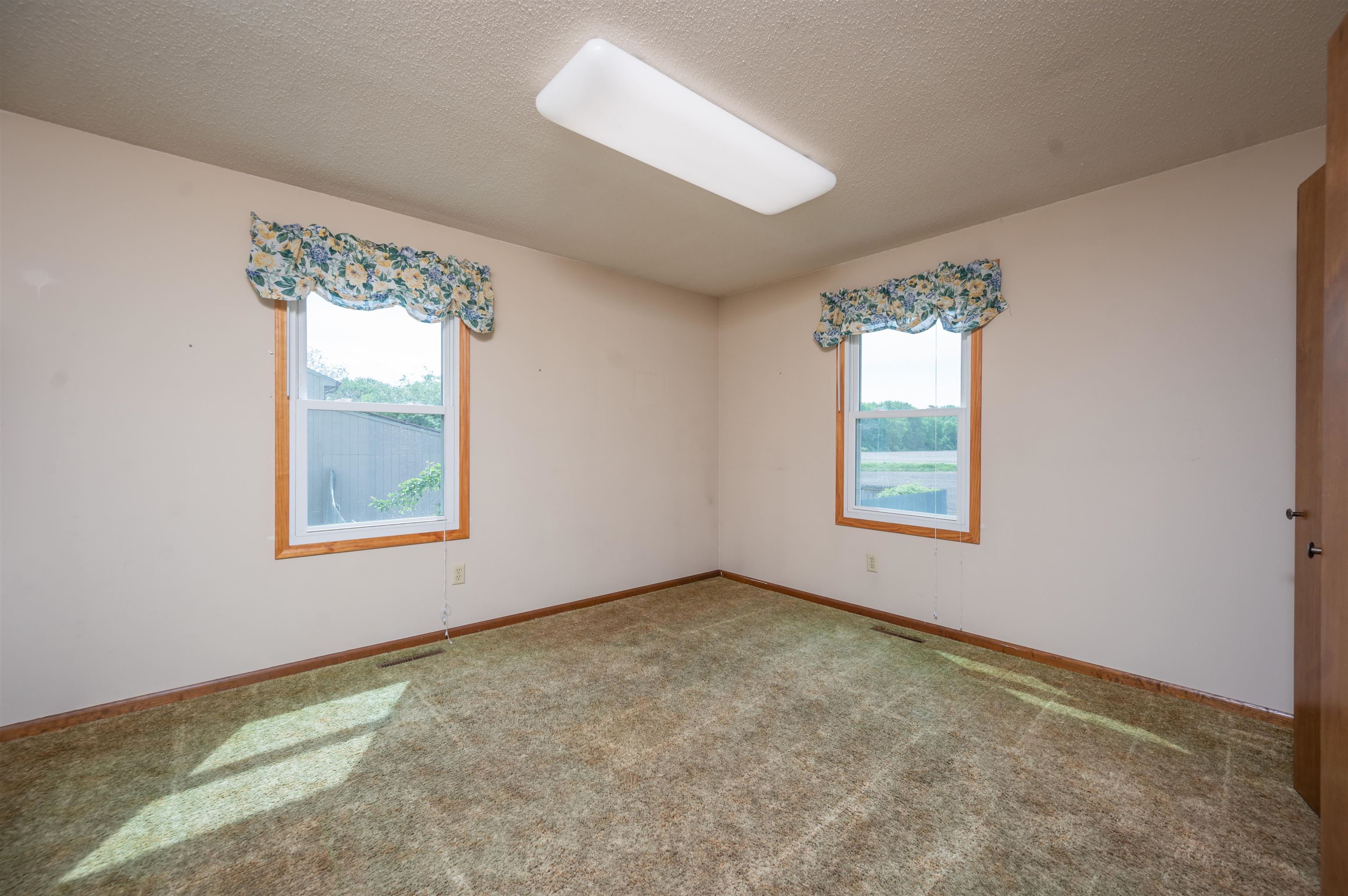 2293 West Midland Road Auburn, MI 48611 - Photo 13 of 35 Gallery Image 13