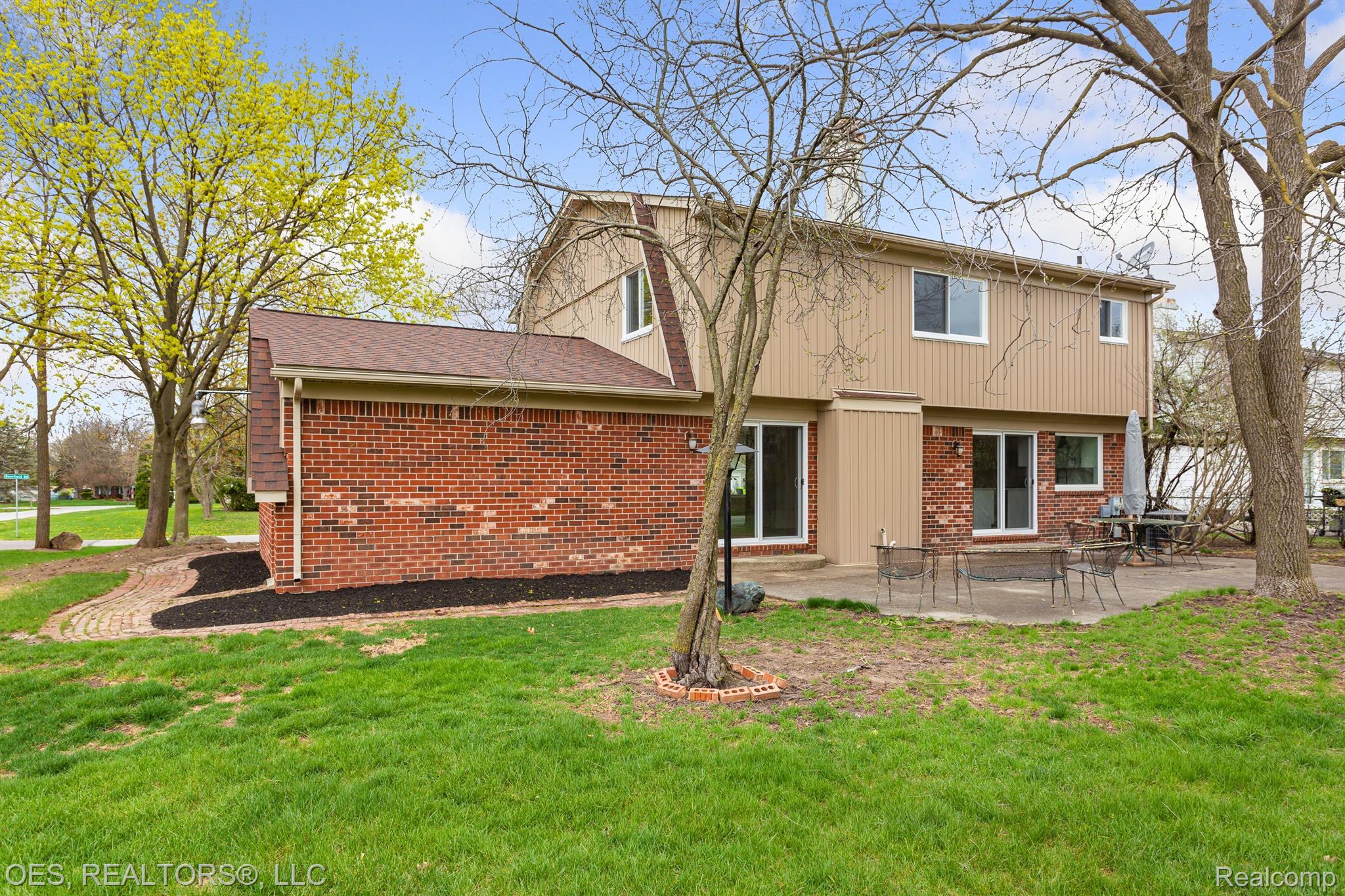 22510 Deerfield Road Novi, MI 48375 - Photo 35 of 42 Gallery Image 35
