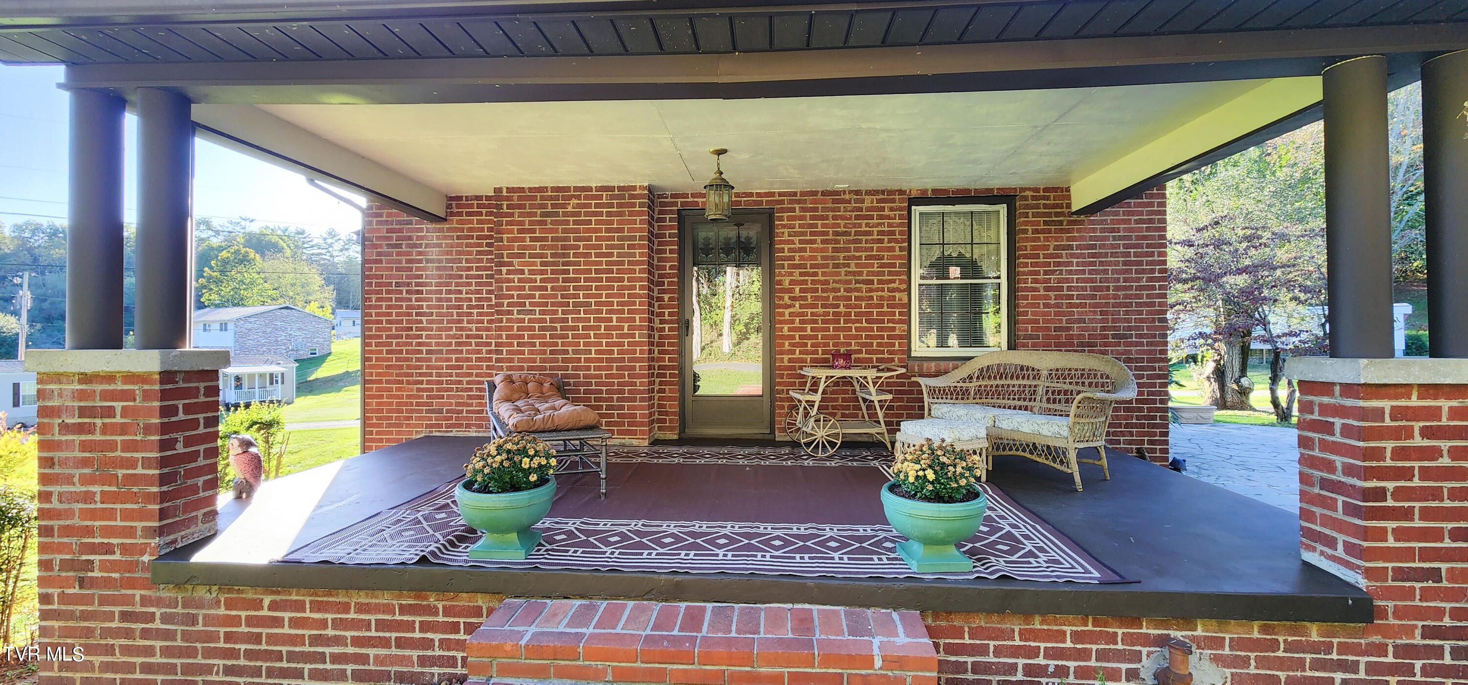 376 Old Fincastle Road Lebanon, VA 24266 - Photo 3 of 37 IMG_6789