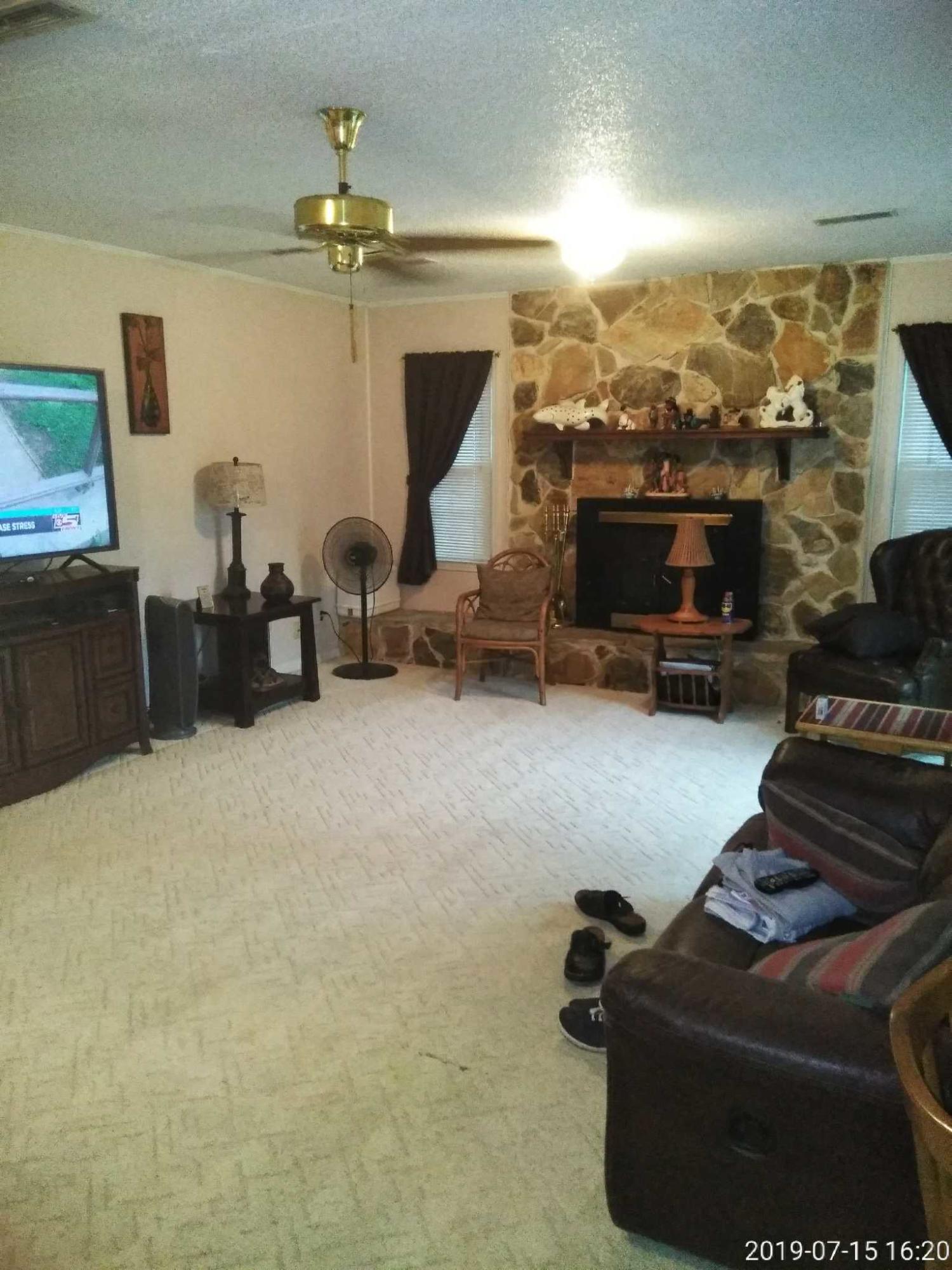 8294 Delhi Road North Charleston, SC 29406 - Photo 3 of 10 608B193A-5D78-45C6-8FBB-8144421F6E82