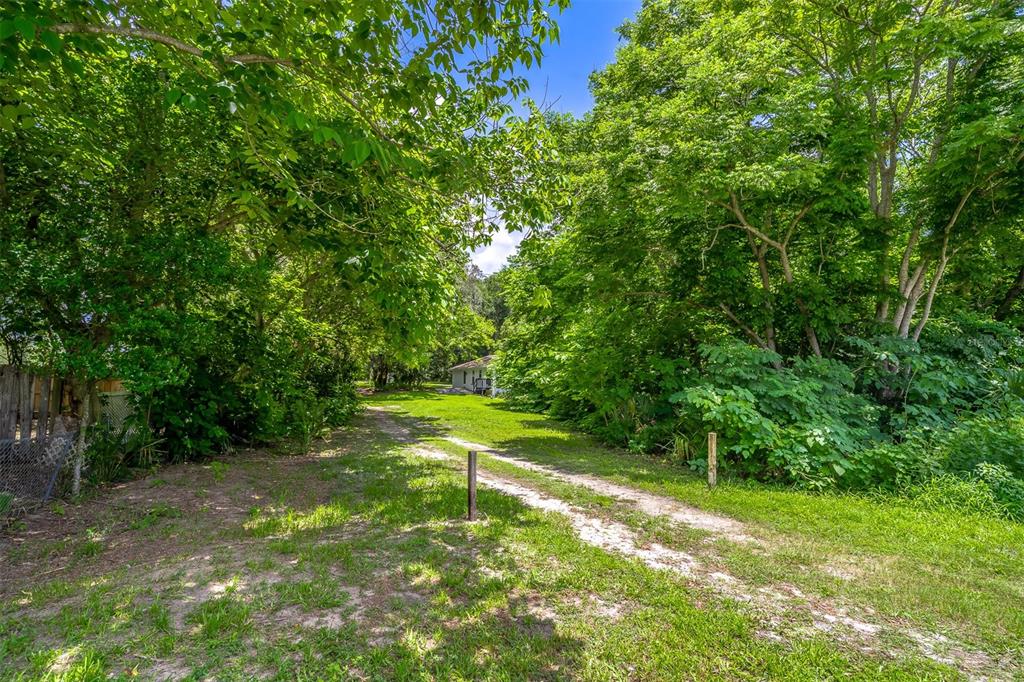 497 West Beresford Road DeLand, FL 32720 - Photo 6 of 44