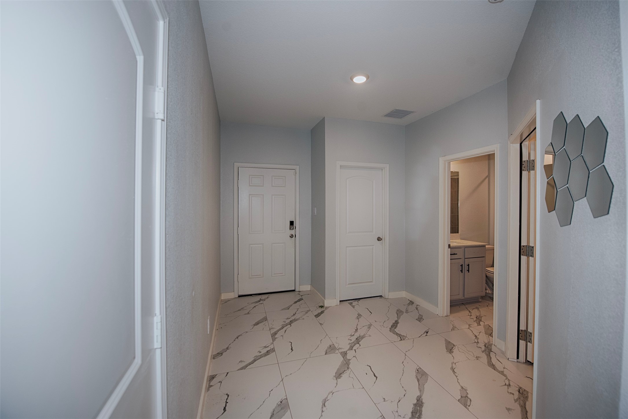 15223 Mayflower Street New Caney, TX 77357 - Photo 6 of 42 a view of a bathroom