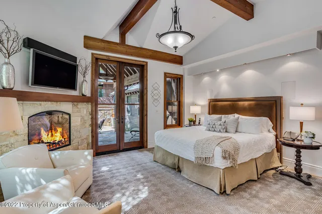 $200,000 | 900 Waters Avenue, Aspen, CO 81611