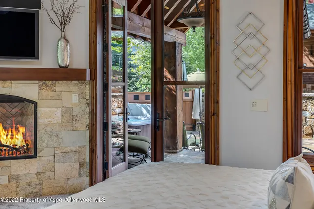 $200,000 | 900 Waters Avenue, Aspen, CO 81611