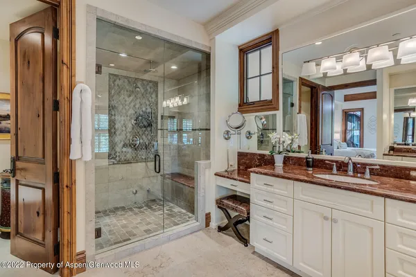 $200,000 | 900 Waters Avenue, Aspen, CO 81611
