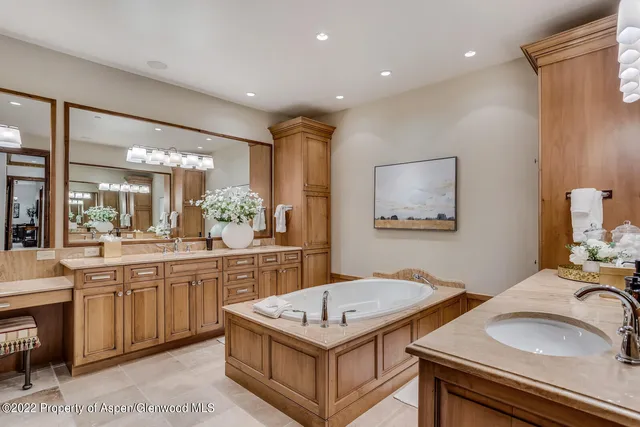 $200,000 | 900 Waters Avenue, Aspen, CO 81611