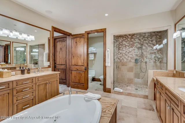 $200,000 | 900 Waters Avenue, Aspen, CO 81611