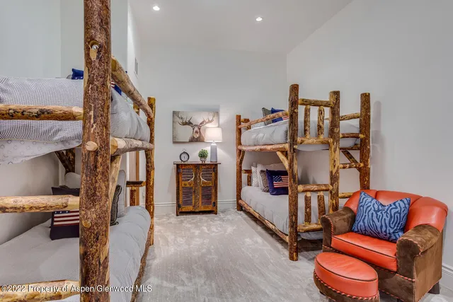 $200,000 | 900 Waters Avenue, Aspen, CO 81611