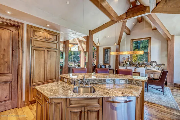 $200,000 | 900 Waters Avenue, Aspen, CO 81611