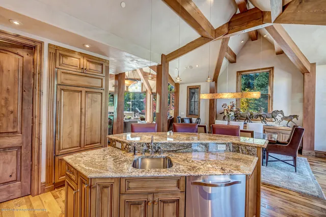 $200,000 | 900 Waters Avenue, Aspen, CO 81611