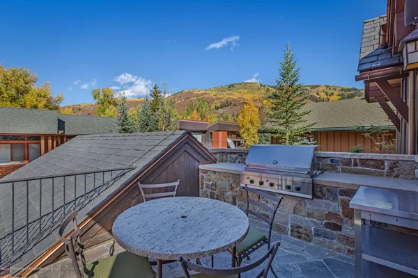 $200,000 | 900 Waters Avenue, Aspen, CO 81611